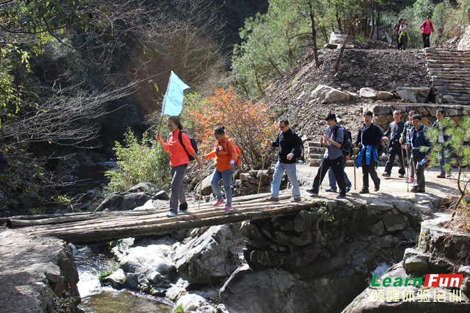 �����Ŷ� ���ʸ߷�