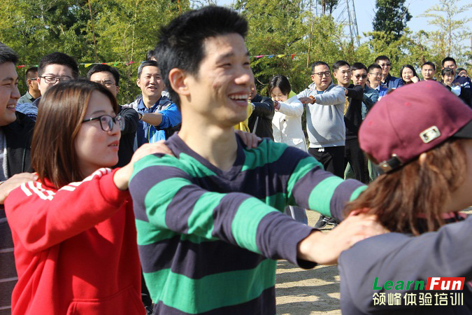 �Ŷ�������Ϸ-��Ħ��