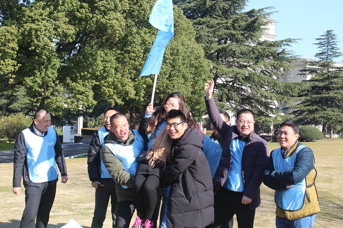 �����ľ���Я��ͬ�С��Ϻ�̩�̼���Ʒ����ҵ����չѵ��Ӫ