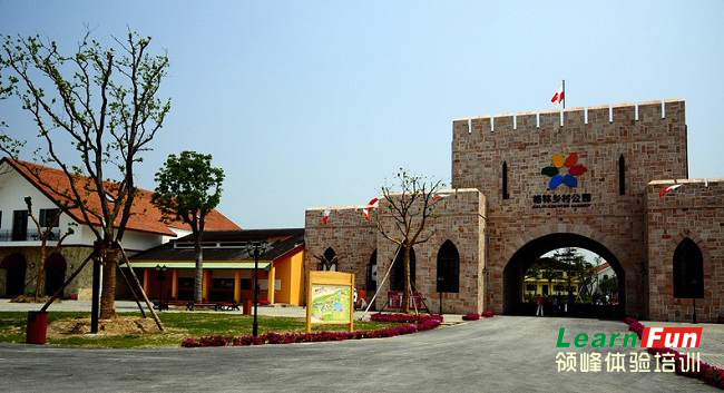 ̫���Ե�����Ӫ��չѵ������