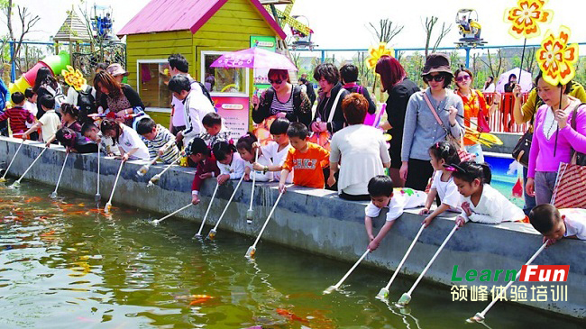 ̫���Ե�����Ӫ��չѵ������