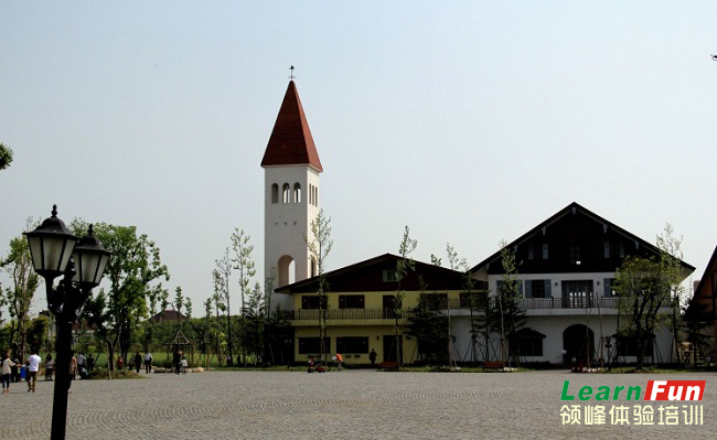 ̫���Ե�����Ӫ��չѵ������